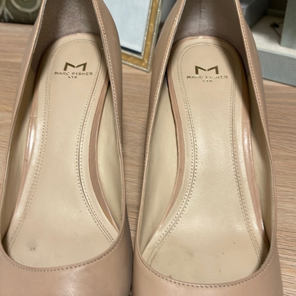Marc Fisher LTD.  Bone leather shoe